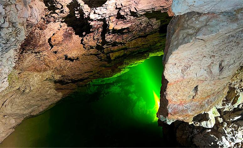 Les grottes de Vallorbe